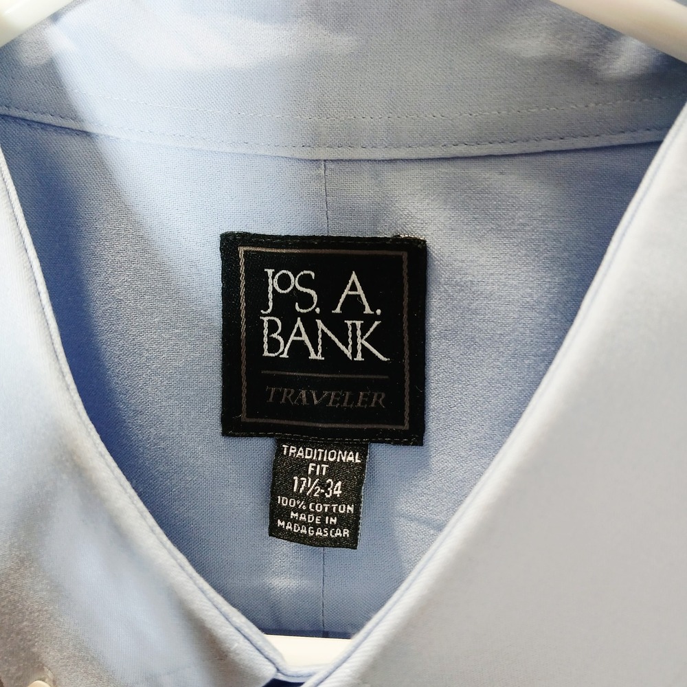 Jos A Bank Traveler Button Down Shirt Light Blue Fit Long Sleeve Mens 17 1/2 34 - Picture 2 of 7